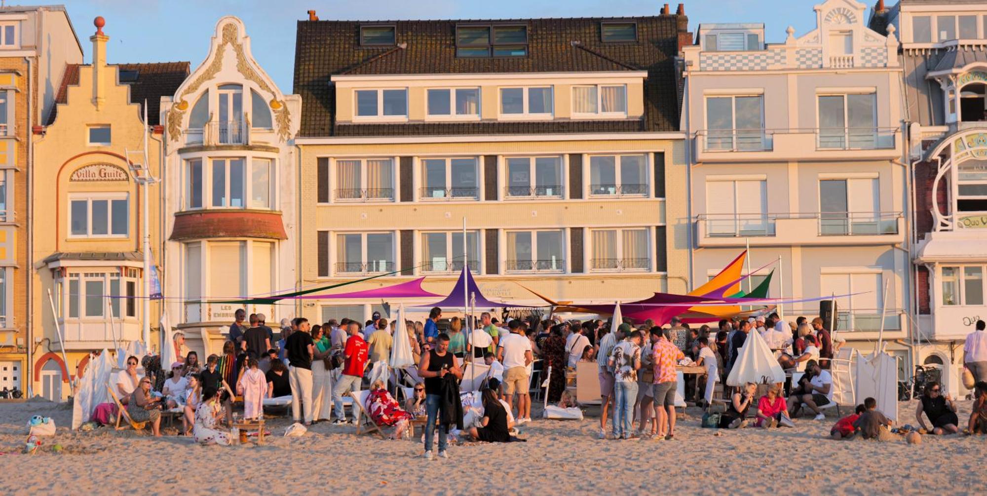 Hotel Merveilleux Cote Mer Dunkirk ภายนอก รูปภาพ