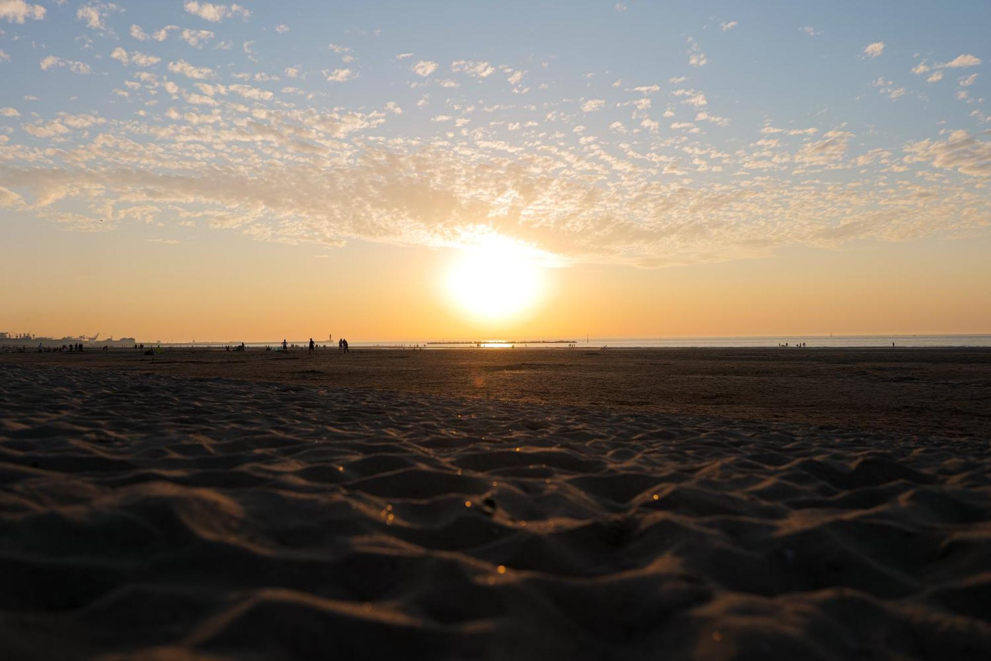 Hotel Merveilleux Cote Mer Dunkirk ภายนอก รูปภาพ