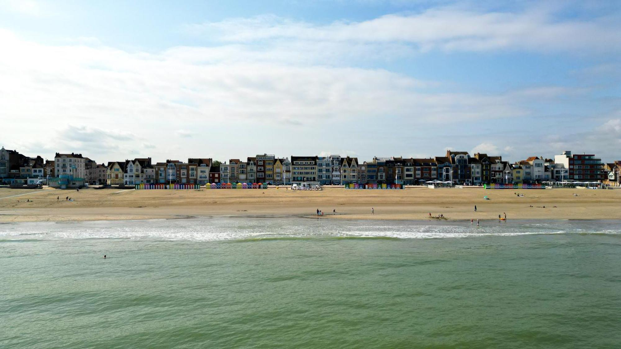 Hotel Merveilleux Cote Mer Dunkirk ภายนอก รูปภาพ
